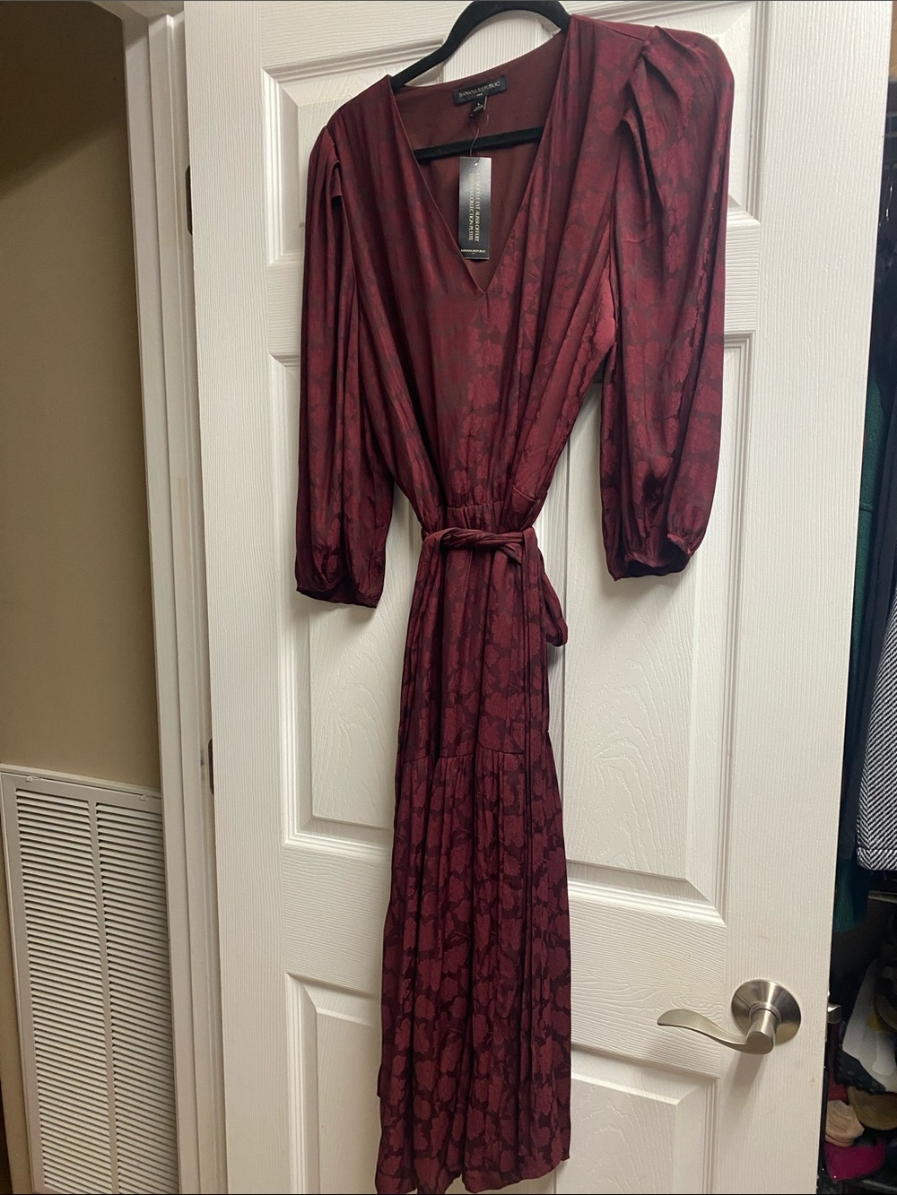 Banana Republic Wine V-Neck Long Sleeve Maxi Dress